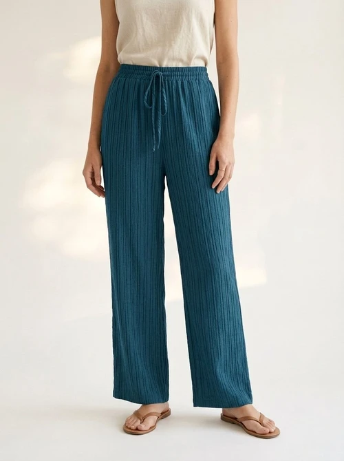 Pantalon de détente côtelé à jambes larges et cordon de serrage pour femme