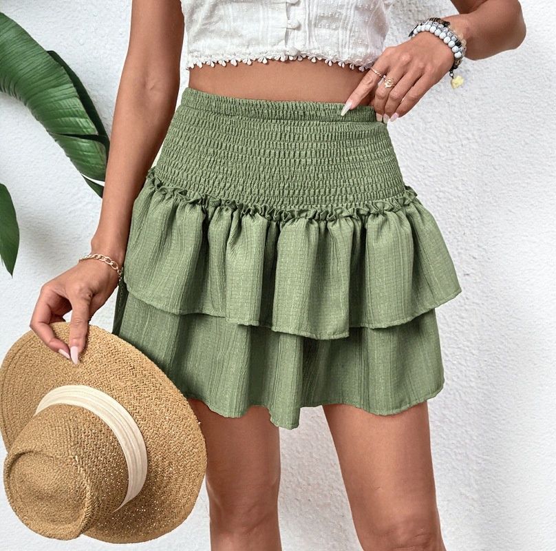 Minifalda escalonada fruncida con volantes de color verde militar