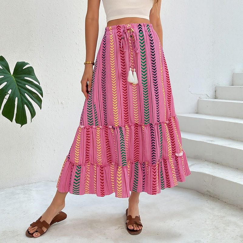 Falda larga estilo bohemio con volantes y rayas multicolores