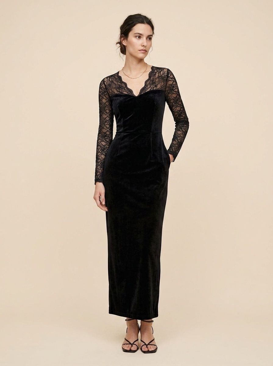 Black Lace Sweetheart Neck Velvet Maxi Dress