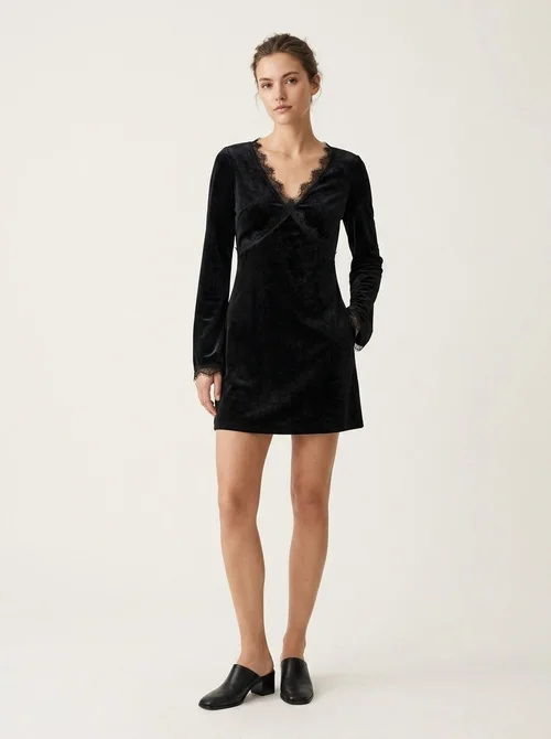 Women's Black Velvet Long Sleeve Mini Dress