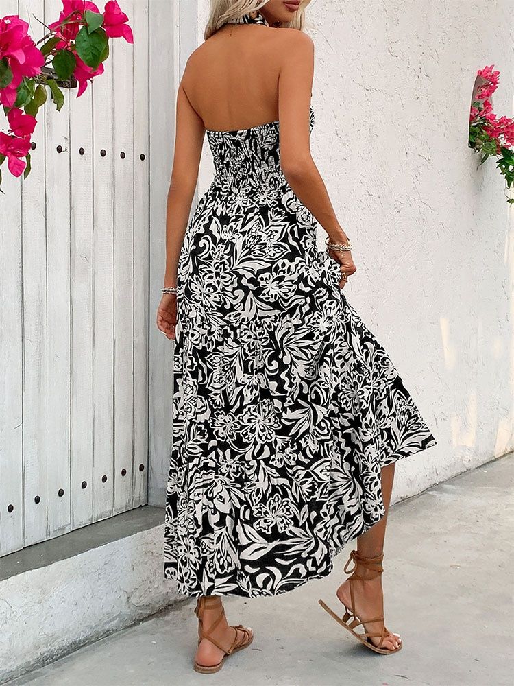 Vestido midi escalonado con cuello halter y cintura fruncida, estampado floral