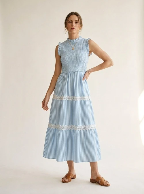 Robe midi à rayures et smocks à volants pour femme