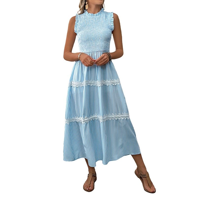 Vestido midi escalonado con fruncido y rayas para mujer