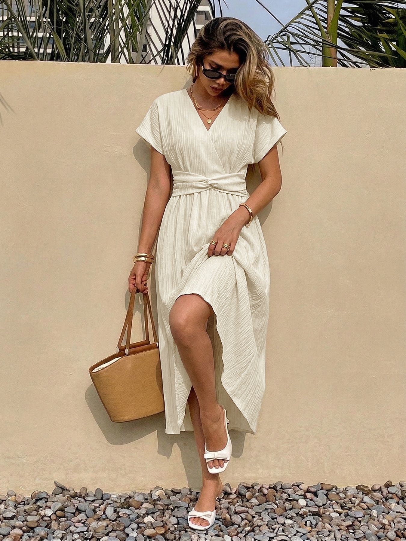 Vestido midi de mujer con escote en V y nudo en la cintura - Elegante y casual