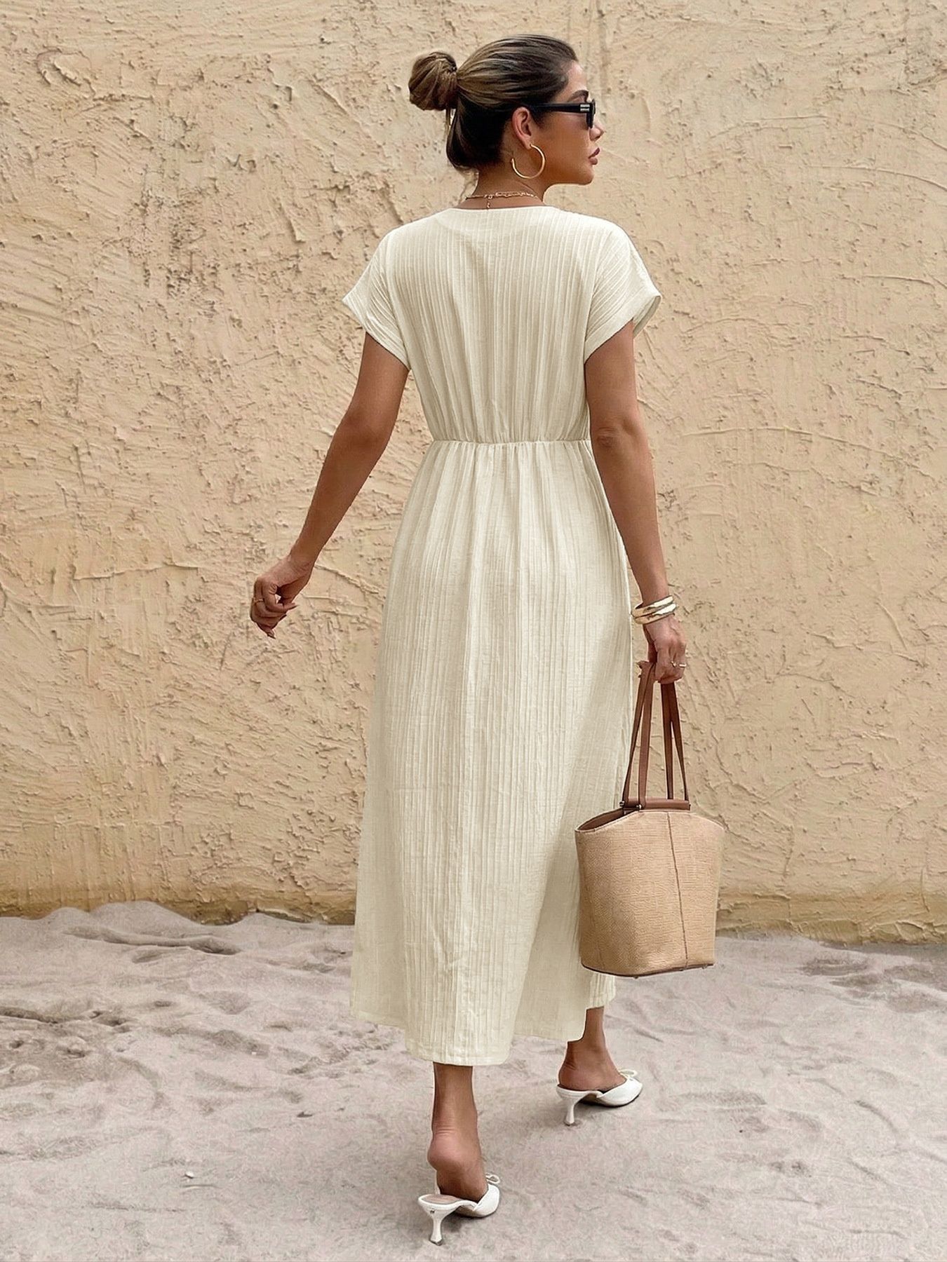 Vestido midi de mujer con escote en V y nudo en la cintura - Elegante y casual