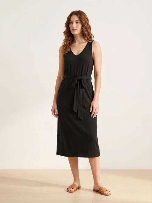 Mouwloze midi-jurk met V-hals en strikceintuur voor dames