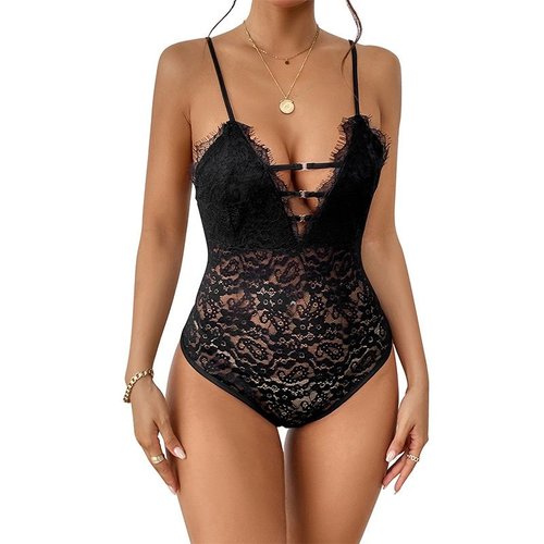 Body en dentelle noire à décolleté plongeant et fines bretelles, orné de franges.