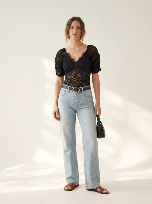 Body noir en dentelle à manches bouffantes - Décolleté cœur