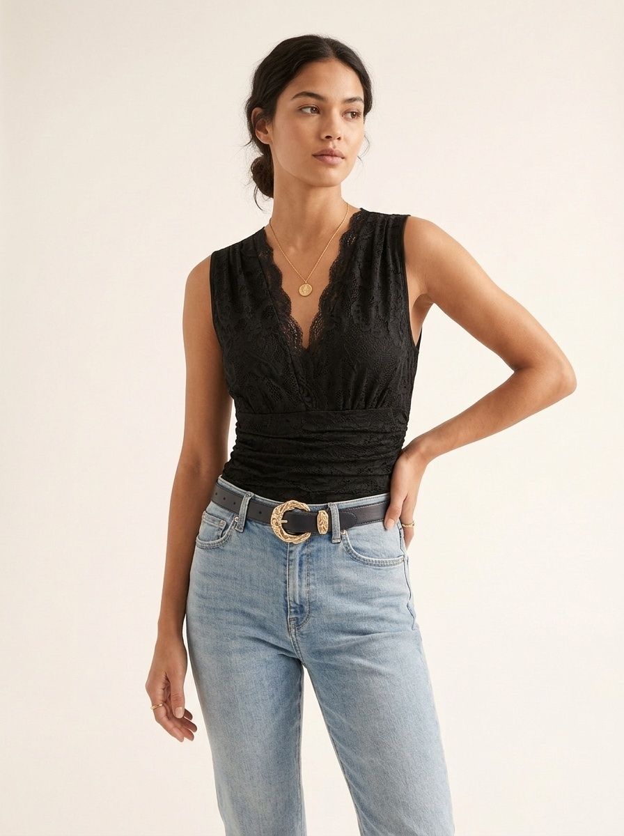 Body élégant sans manches en dentelle à col V
