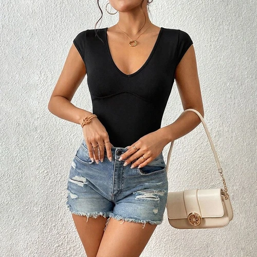 Body noir à manches courtes et col en V