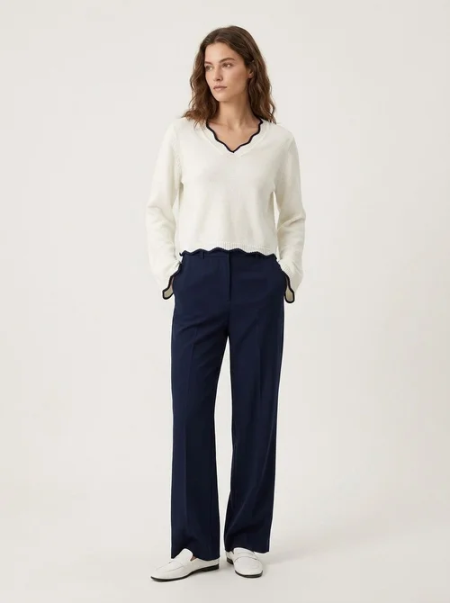 Contrast Trim Scalloped V-Neck Knit Sweater Top