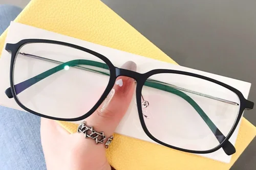 Lunettes rectangulaires noires TR90 #BS0406-0137
