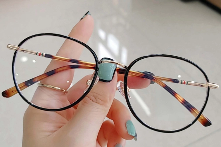 Gafas ovaladas de metal dorado #BS0406-0510