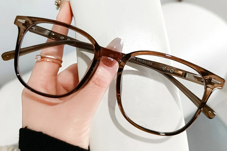 Ovale braune TR90-Brille #BS0406-0631