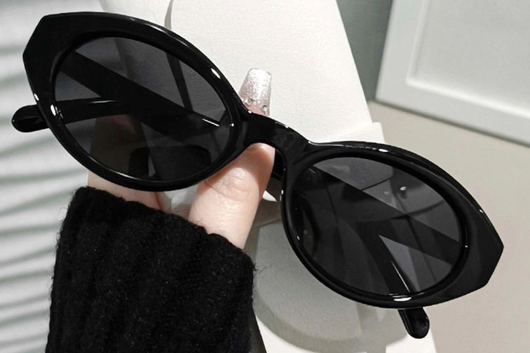 Oval Black TR90 Sunglasses #BS0406-0658