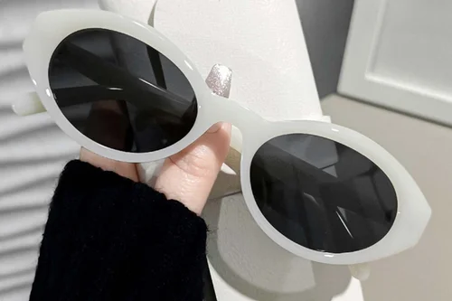 Lunettes de soleil ovales blanches TR90 #BS0406-0659