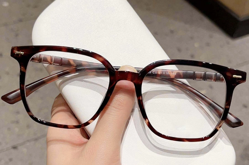 Rectangular Tortoiseshell TR90 Glasses #BS0423-0004