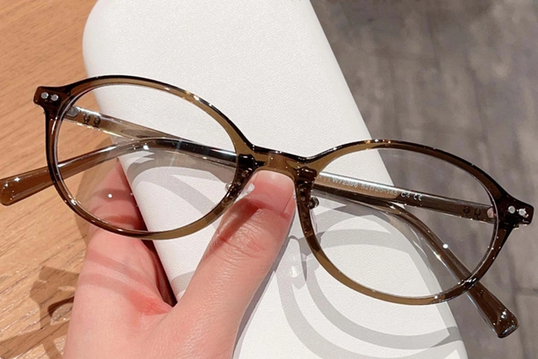 Gafas ovaladas TR90 marrones #BS0423-0051