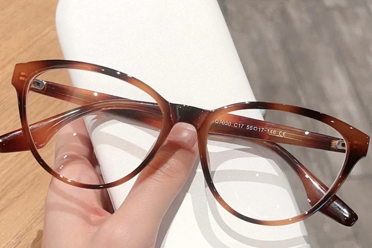 Gafas mariposa TR90 con diseño de carey #BS0423-0070