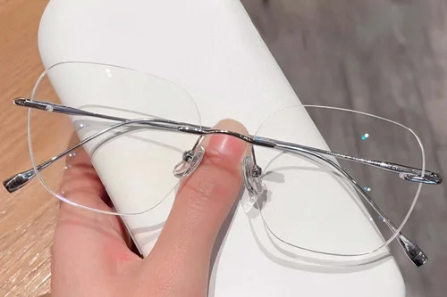 Lunettes invisibles en titane argenté #BS0423-0209