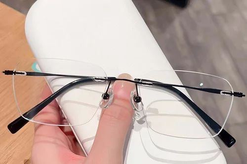 Lunettes invisibles en titane noir #BS0423-0221