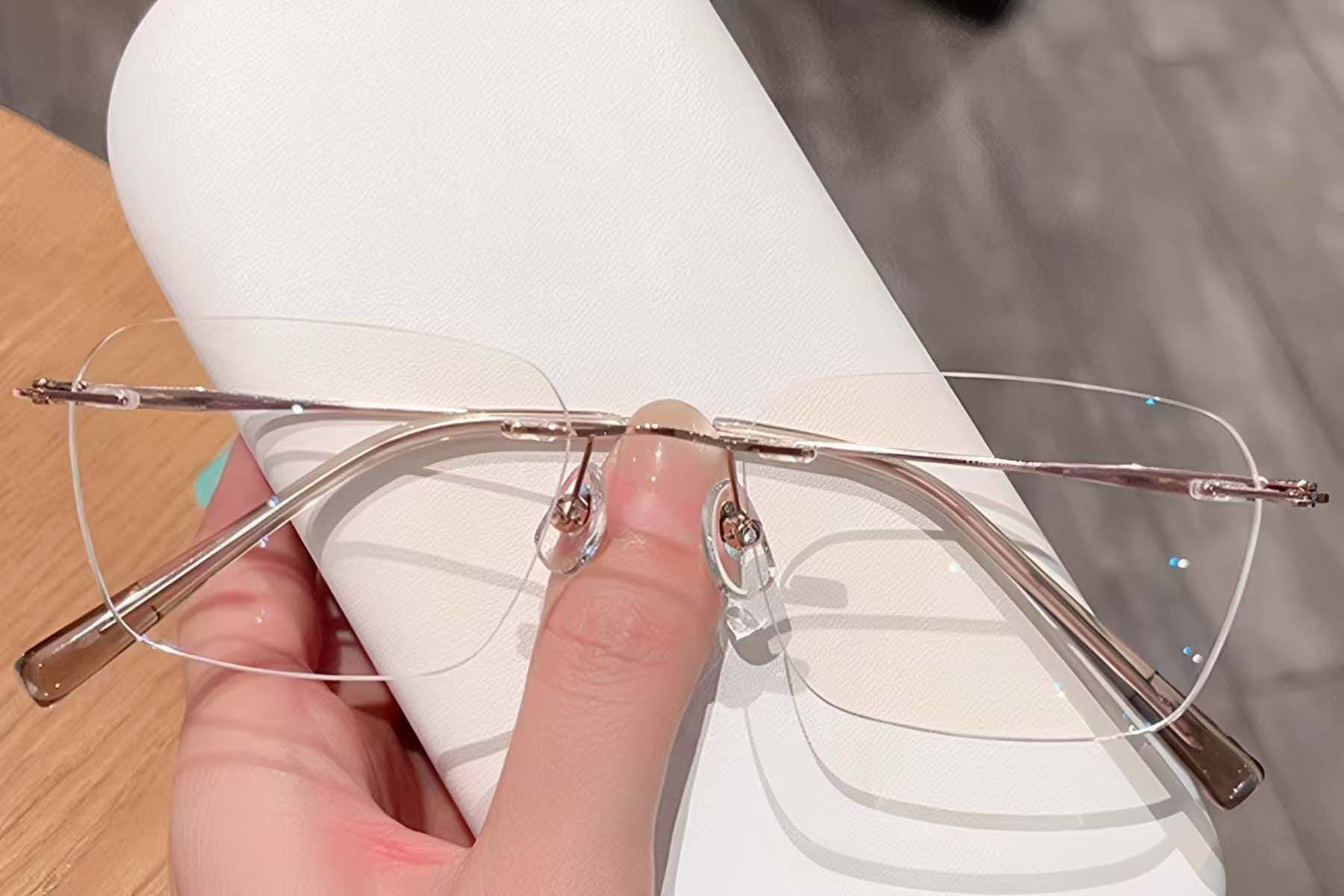 Invisible Pink Titanium Glasses #BS0423-0222