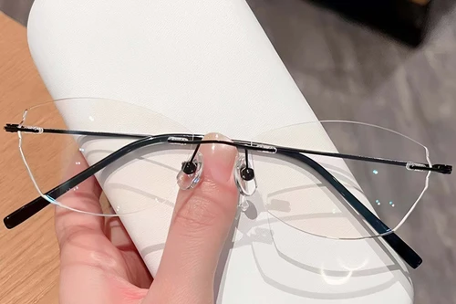 Invisible Black Titanium Glasses #BS0423-0225