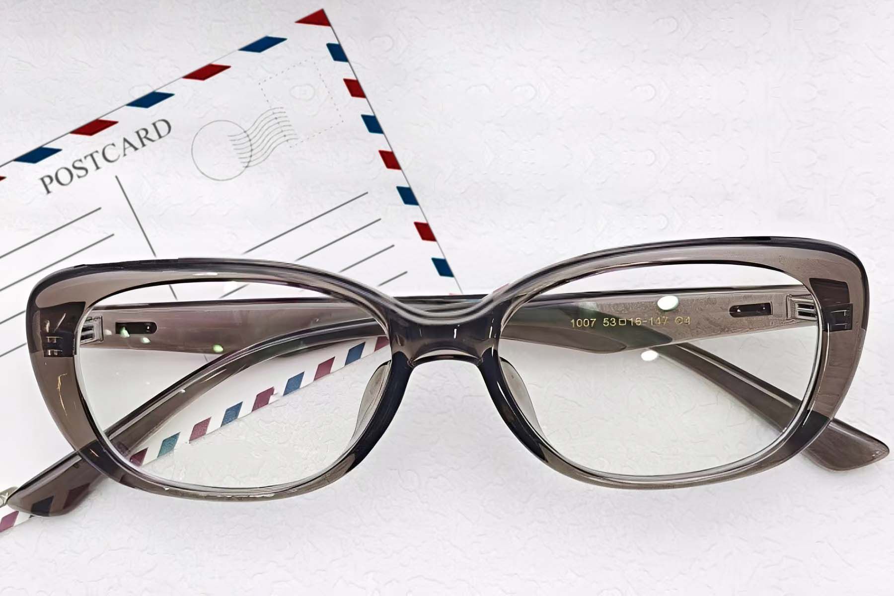 Gafas ovaladas TR90 marrones #BS0612-0006