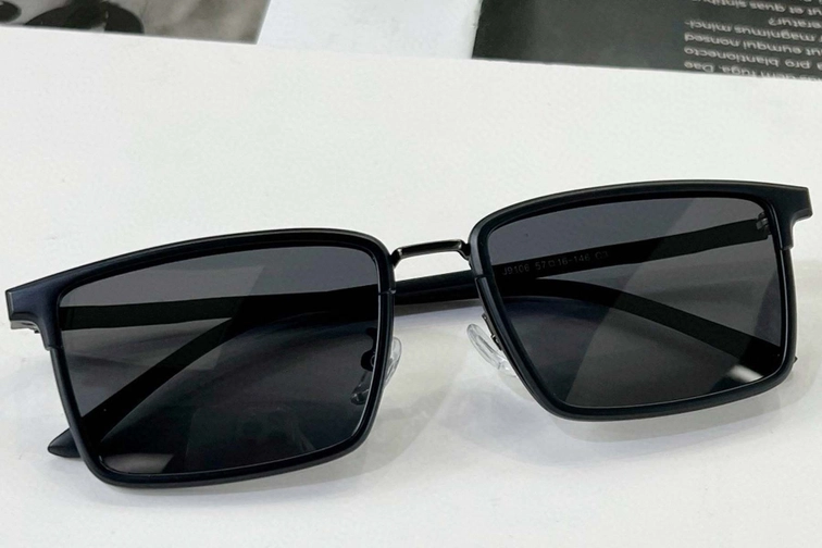 Rectangular Black TR90 Sunglasses #BS0824-0058