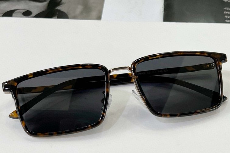 Rectangular Tortoiseshell TR90 Sunglasses #BS0824-0060