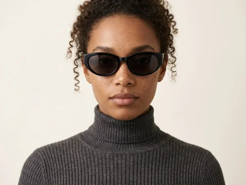 Lunettes de soleil ovales noires TR90 #BS0824-0143