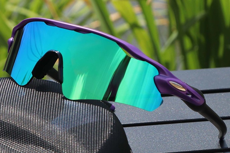 Lunettes de soleil rectangulaires violettes TR90 #BS1725-0021