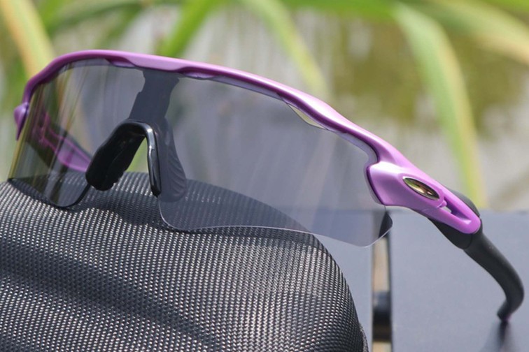 Lunettes de soleil rectangulaires violettes TR90 #BS1725-0034