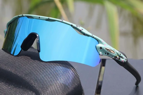 Rectangular Green TR90 Sunglasses #BS1725-0040