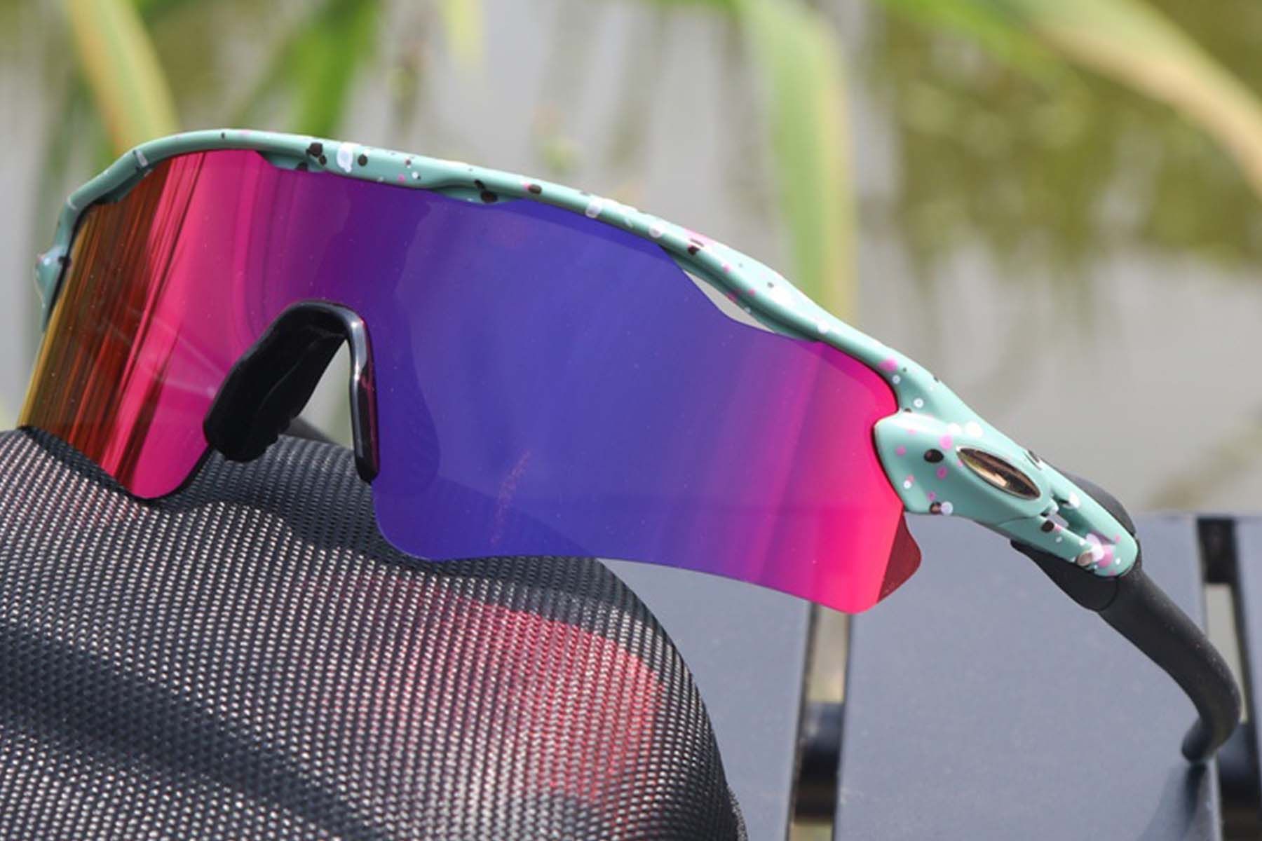 Rectangular Green TR90 Sunglasses #BS1725-0045