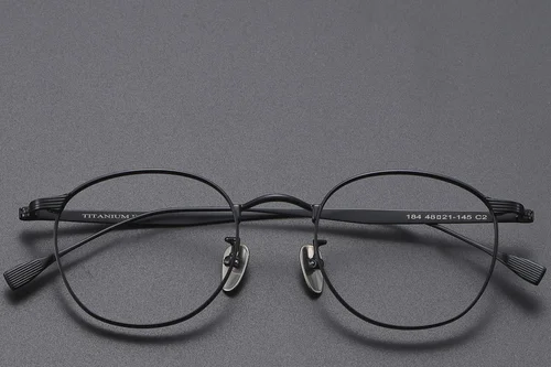 Lunettes ovales en titane noir #BS1913-0353