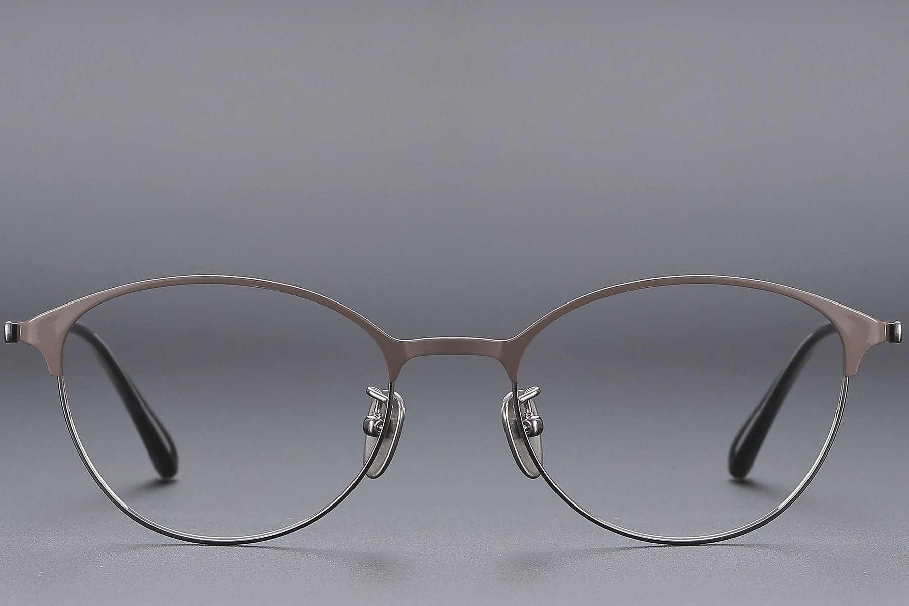 Gafas ovaladas de titanio marrón #BS1913-0368