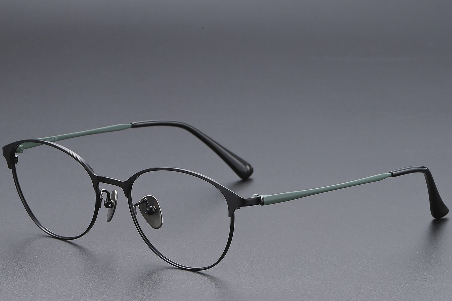 Oval Black Titanium Glasses #BS1913-0370