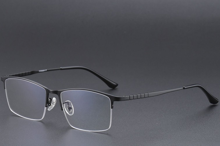 Halbrandlose Brille aus schwarzem Titan #BS1913-0390
