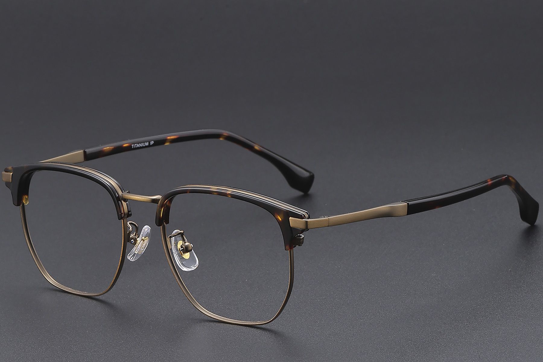 Geometrische Titanbrille in Schildpattoptik #BS1913-0419