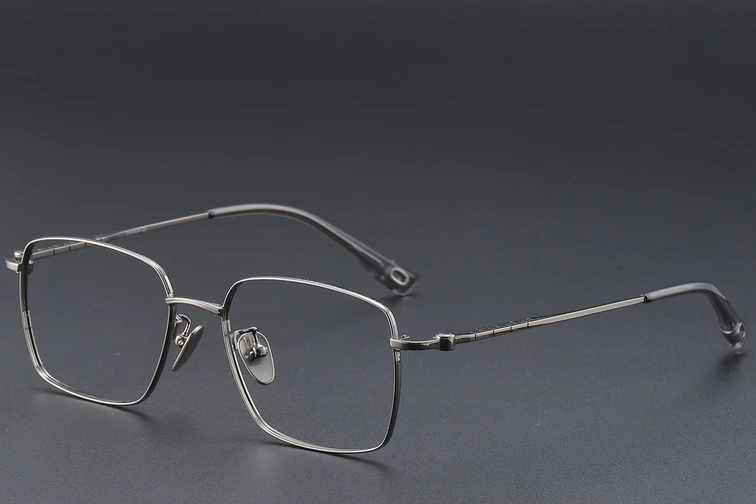 Rechteckige graue Titanbrille #BS1913-0423