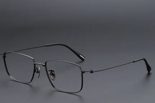 Lunettes rectangulaires en titane noir #BS1913-0430