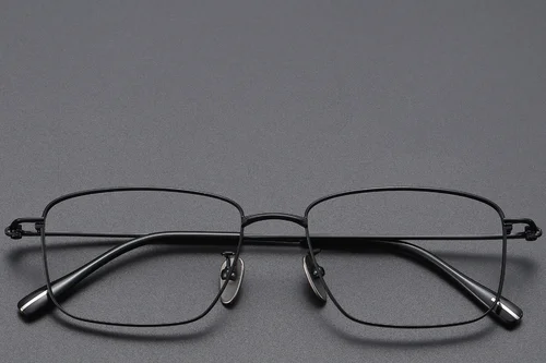 Lunettes rectangulaires en titane noir #BS1913-0430