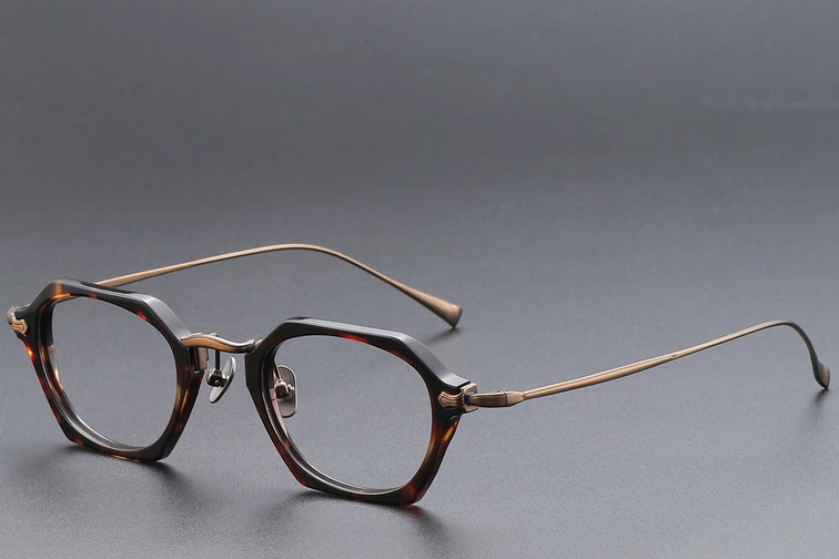 Geometric Tortoiseshell Titanium Glasses #BS1913-0437