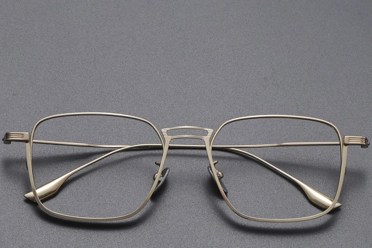Lunettes rectangulaires en titane doré #BS1913-0464