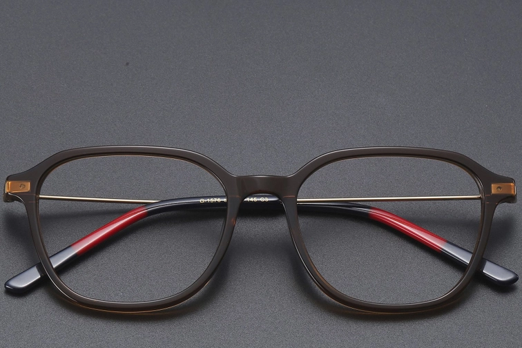 Rechteckige braune Titanbrille #BS1913-0472