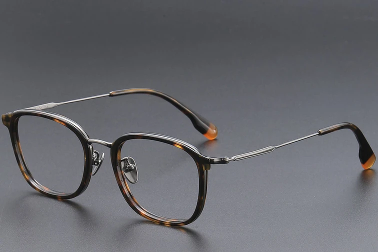 Rectangular Tortoiseshell Titanium Glasses #BS1913-0483