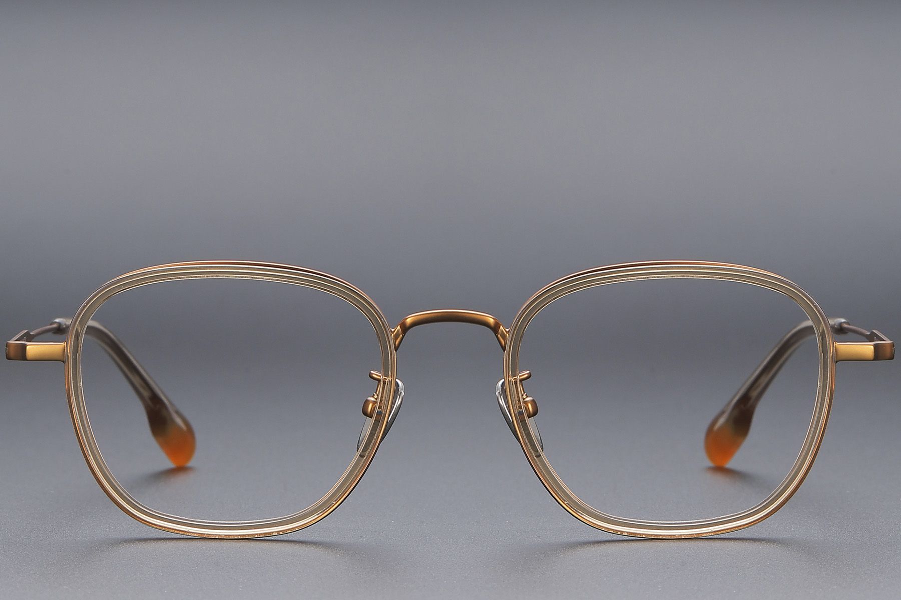 Rechteckige braune Titanbrille #BS1913-0484