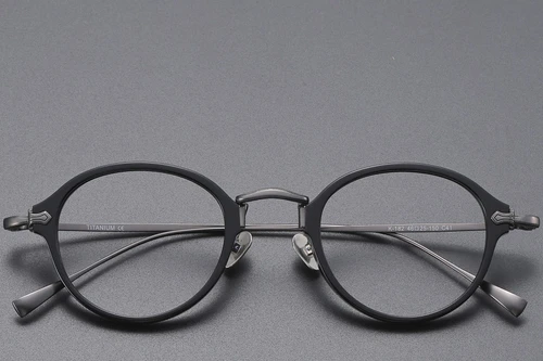Ovale schwarze Titanbrille #BS1913-0488